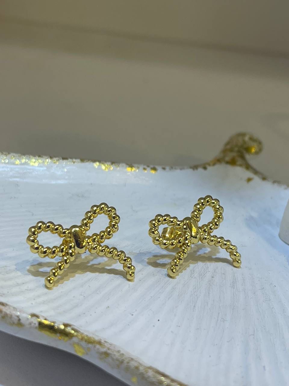 Dainty Fiyonka Studs