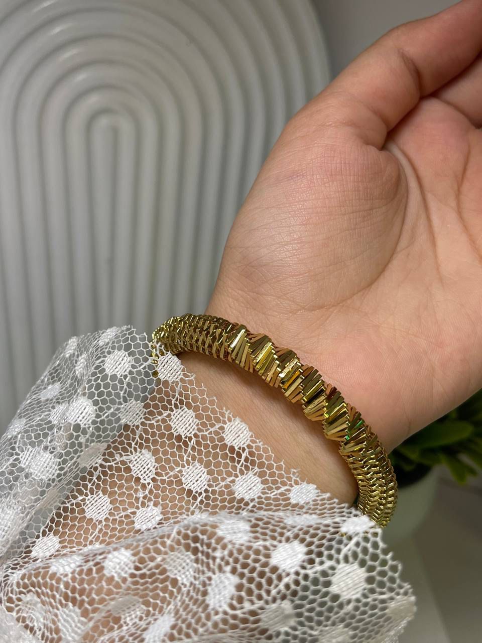 Golden Ribbed Bracelet