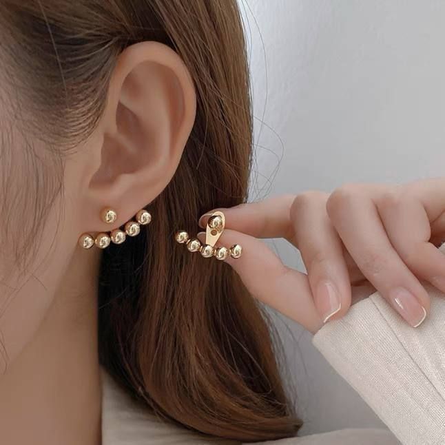 Dainty Arc Earring