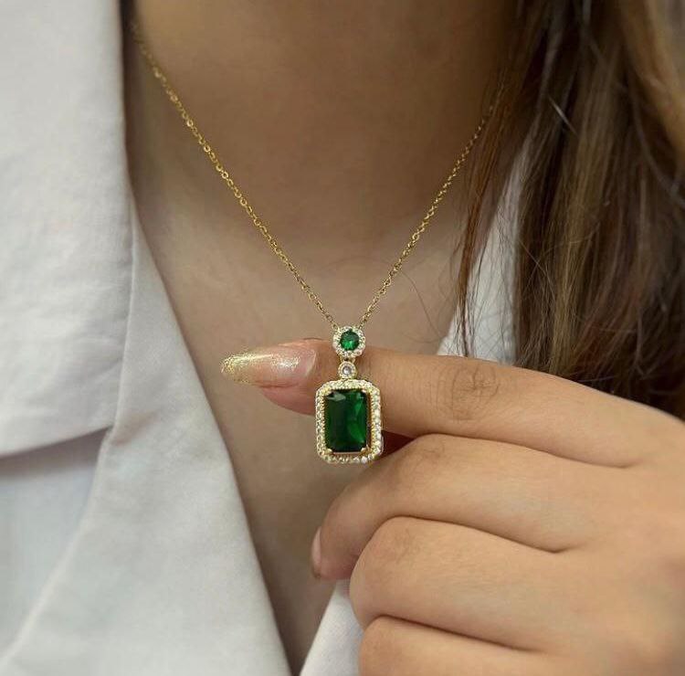 Green Emerald Neckalce
