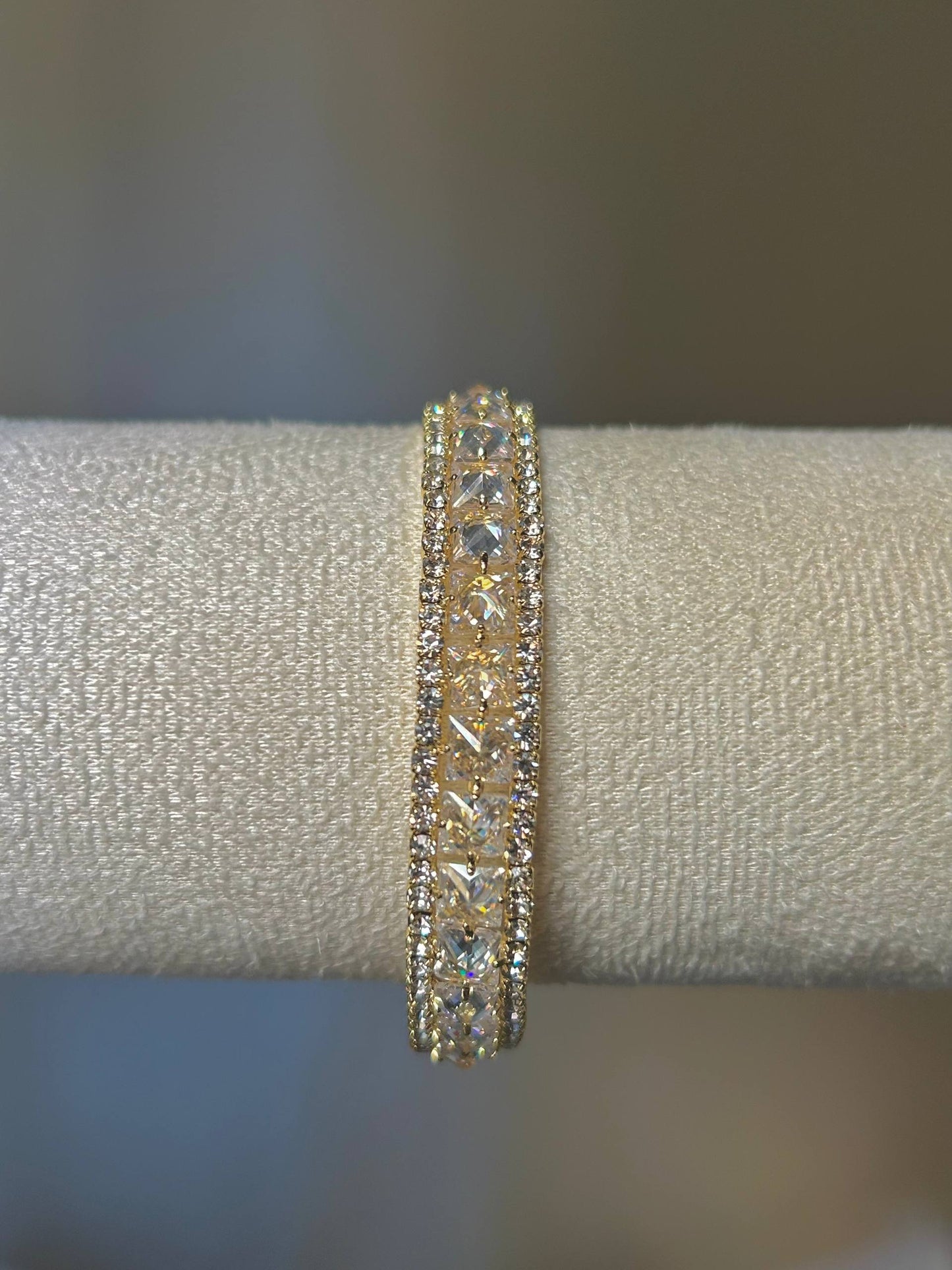 Majestic Square Flex Bangle