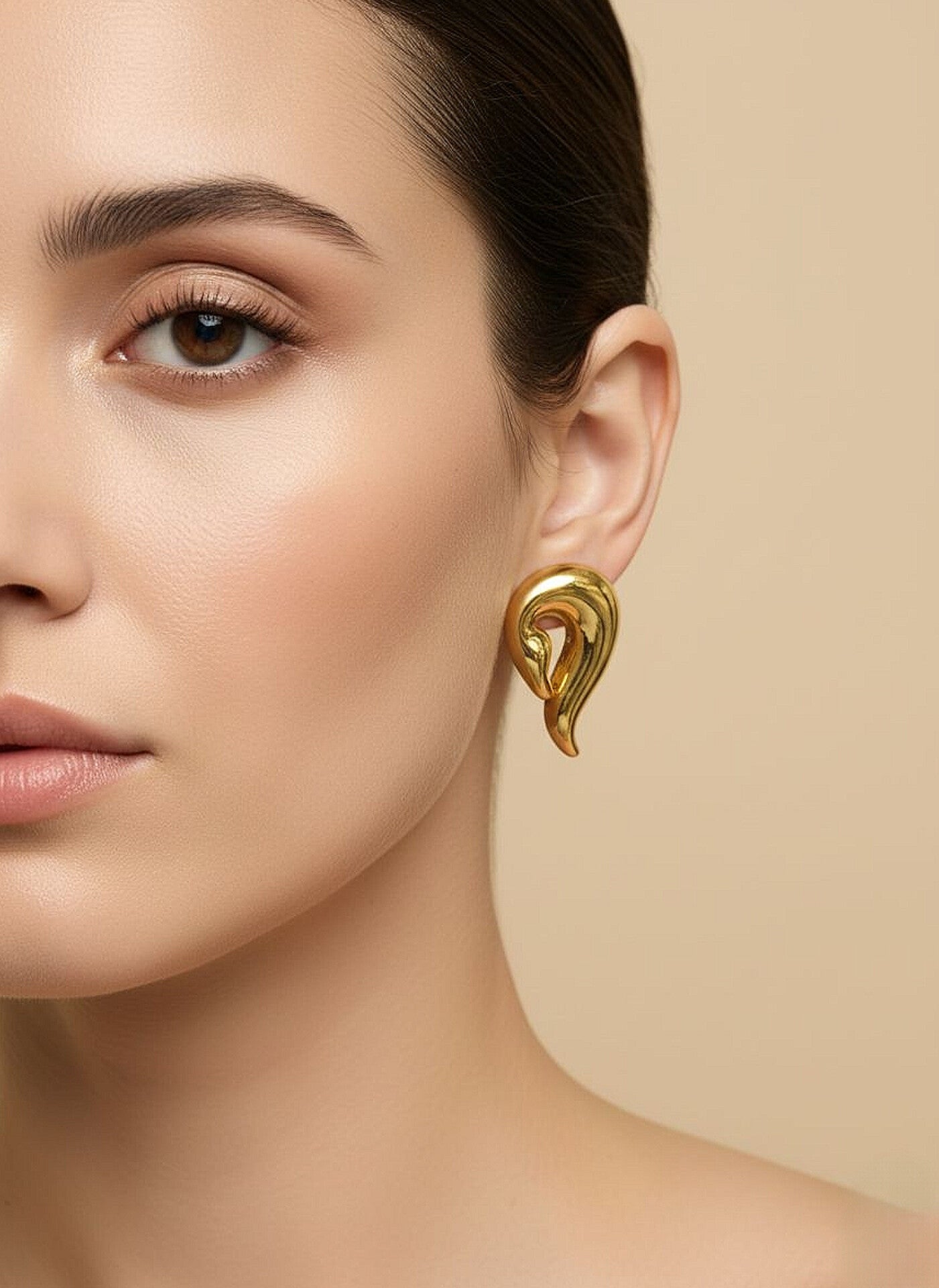 Golden Fluid Sculpt Earrings
