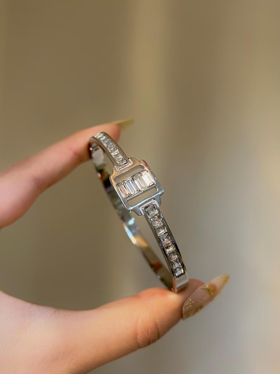 Regal Emerald-Cut Centerpiece Bangle