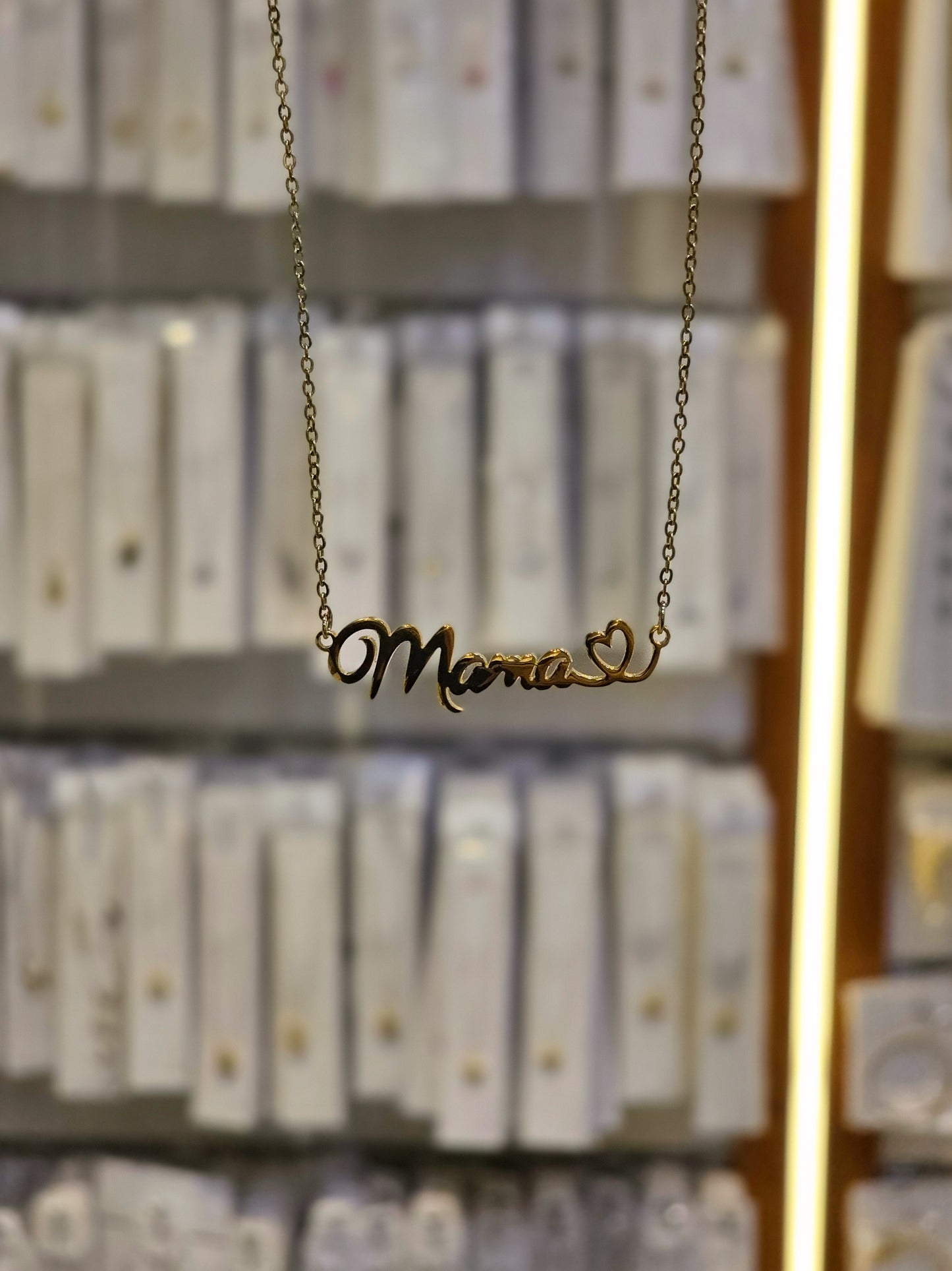 Mama Necklace