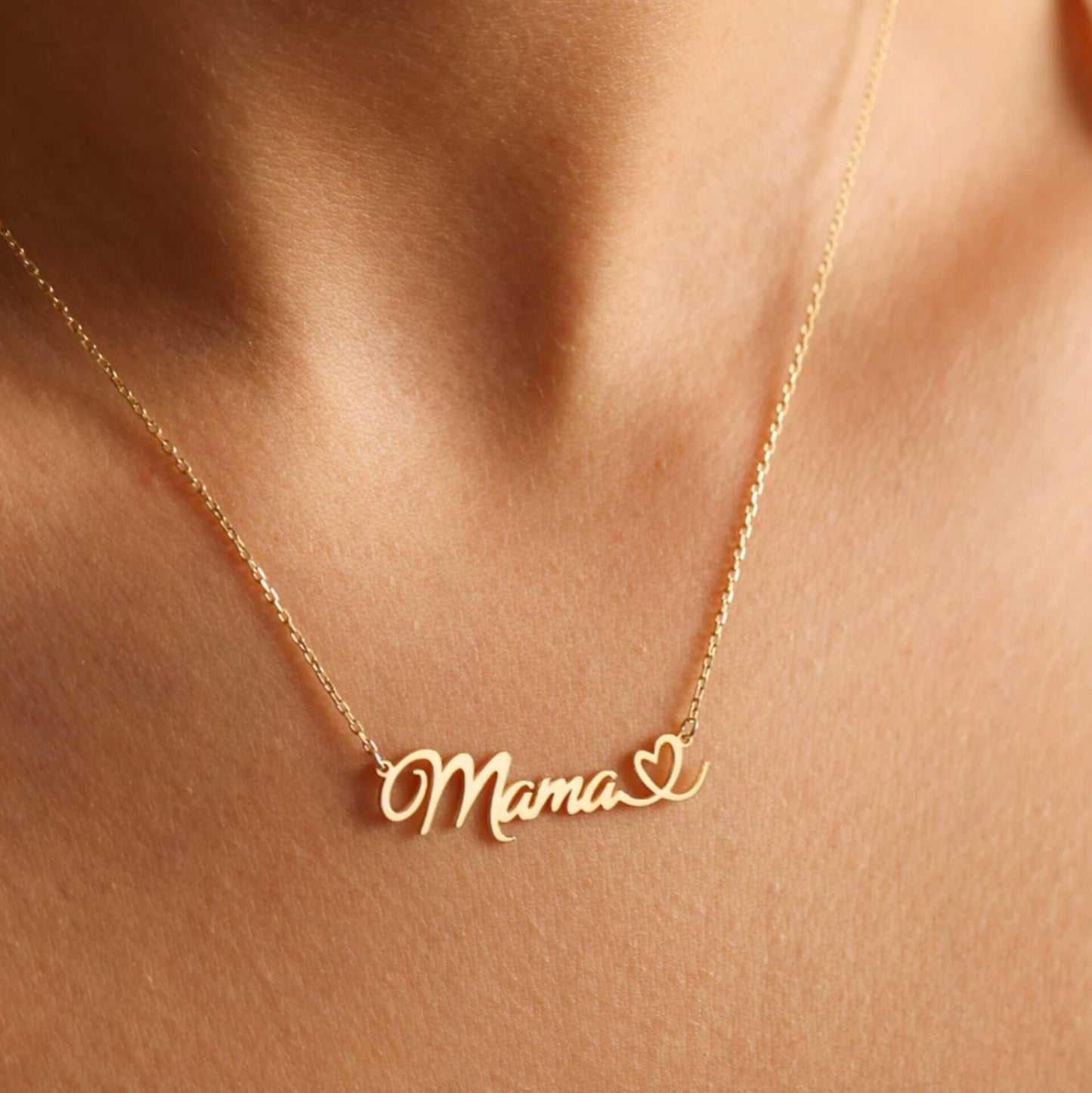 Mama Necklace