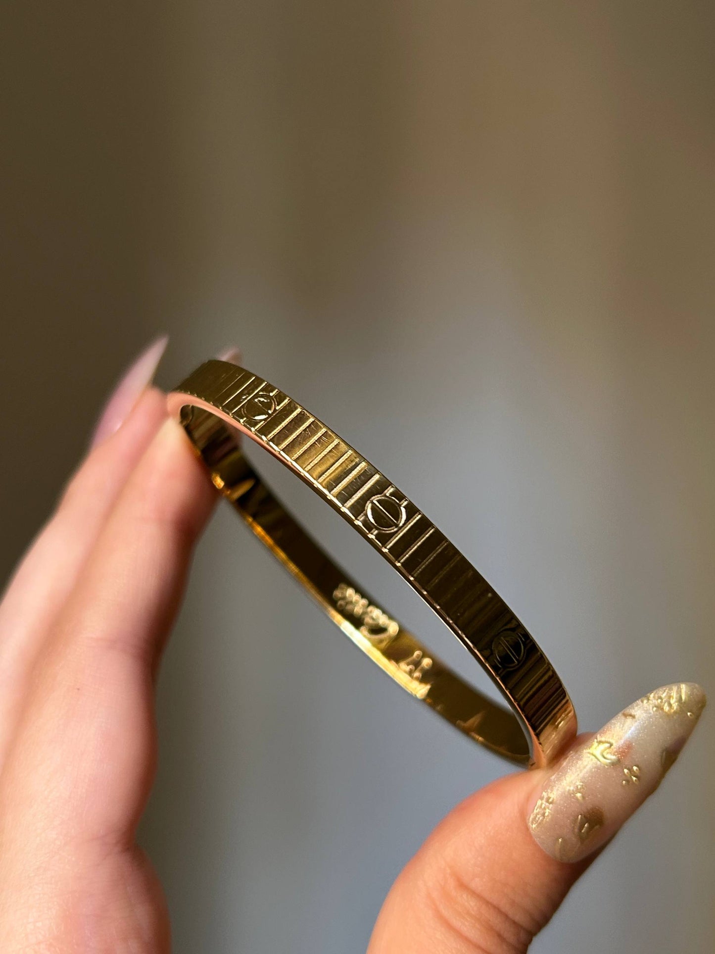 Golden Linear Luxe Bangle