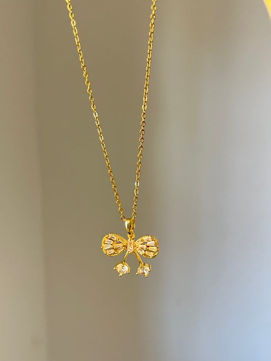 Dazzling Bow Necklace