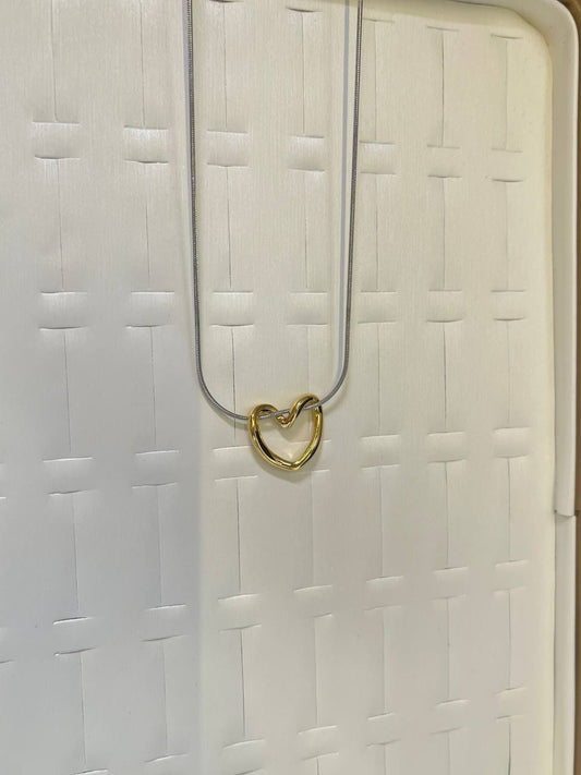 Chic Heart Necklace