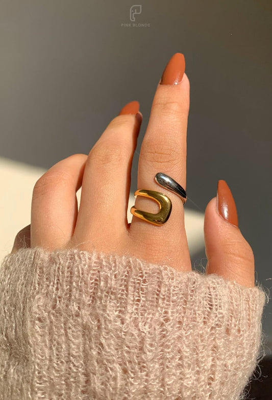 Two-Tone Wave Ring