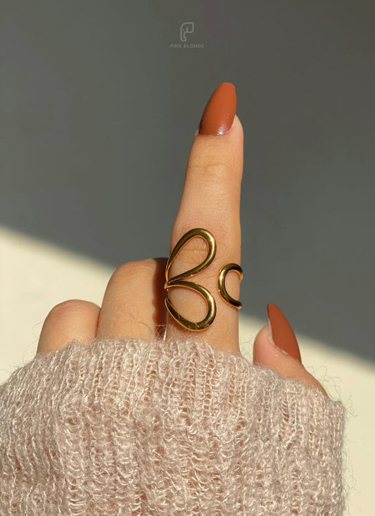 Golden Ribbon Ring