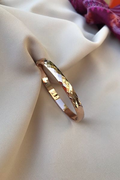 Rose Cut Bangle