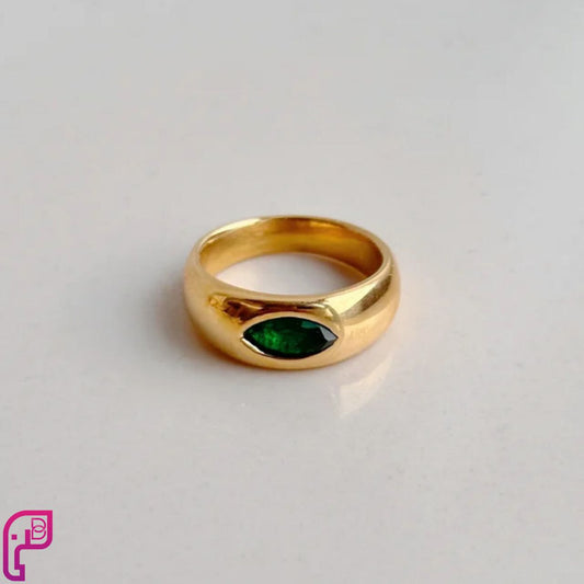 Emerald Queen Ring