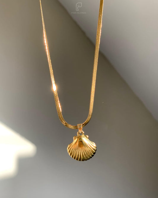 Gilded Scallop Necklace