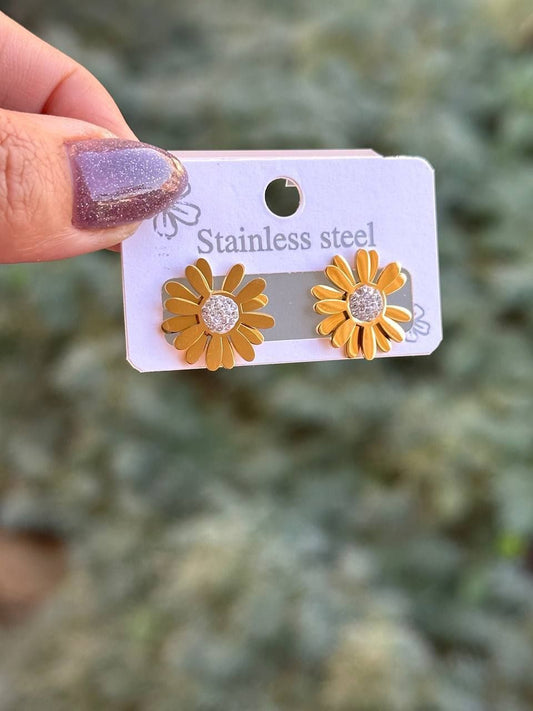 Golden Daisy Studs