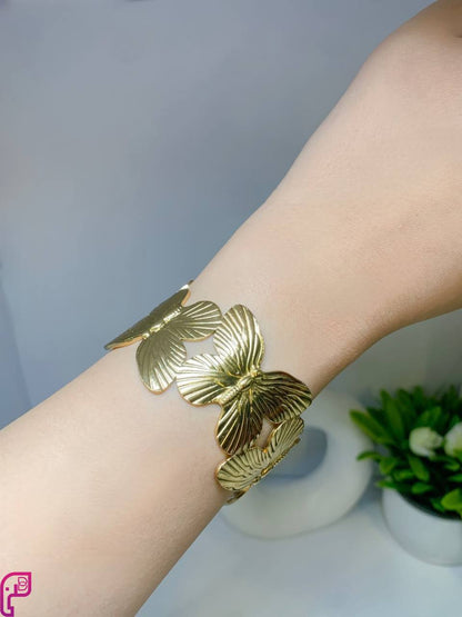 Golden Flutter – Statement Butterfly Cuff