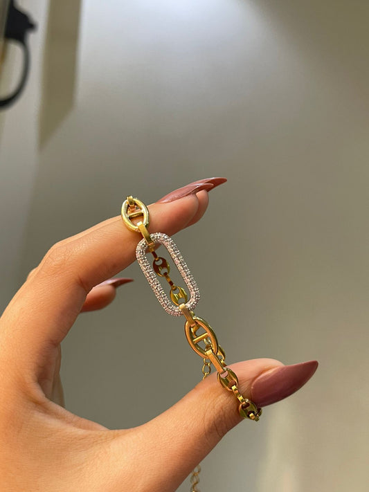 Sparkling Pavé Link Bracelet