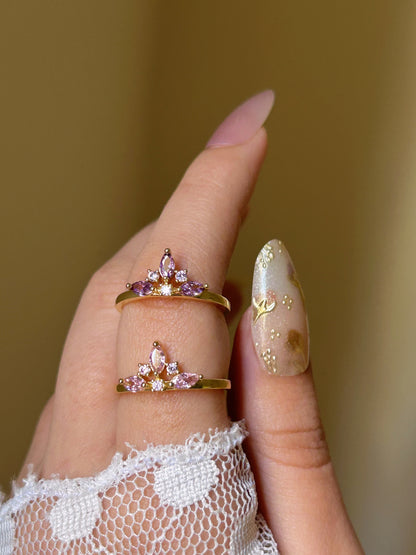 Simple rapunzel crown ring