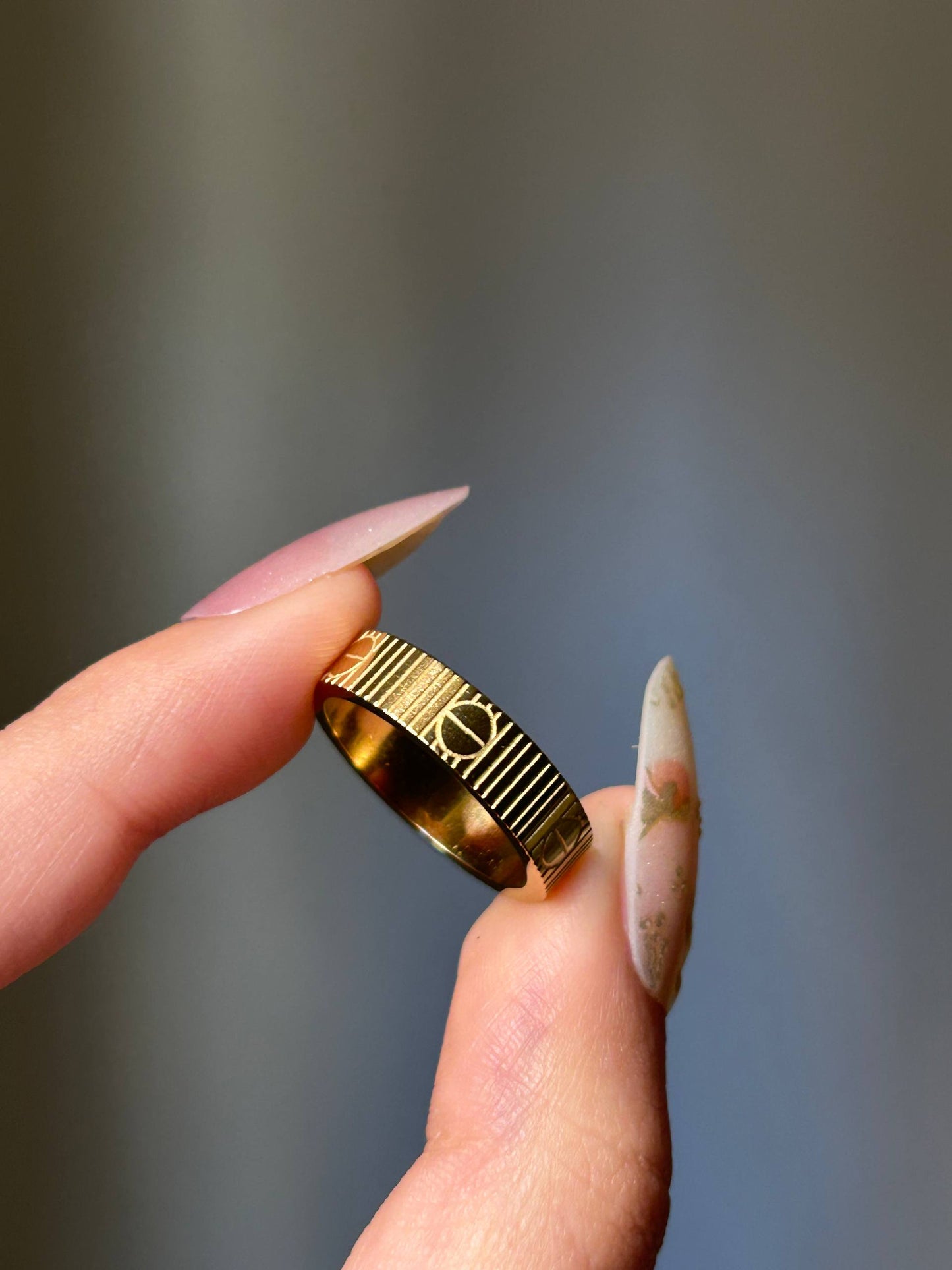 Golden Geometric Band