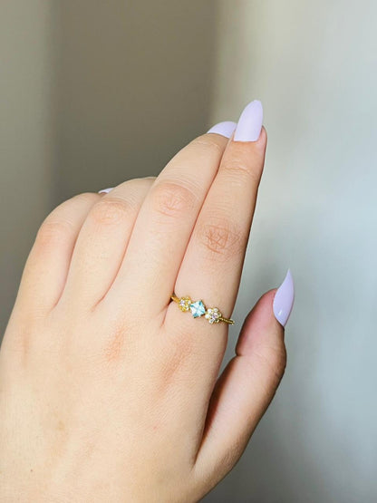 Tiny Blossom Ring