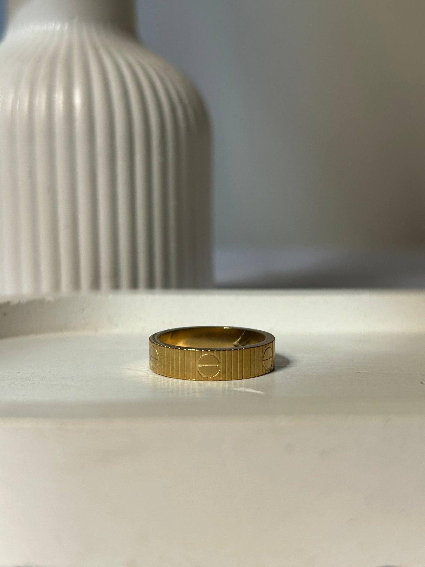 Golden Geometric Band