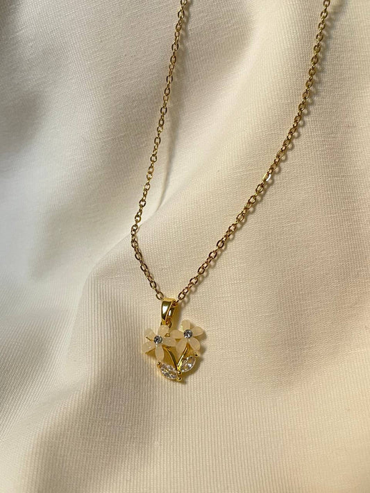 Dainty Bloom Bouquet Necklace