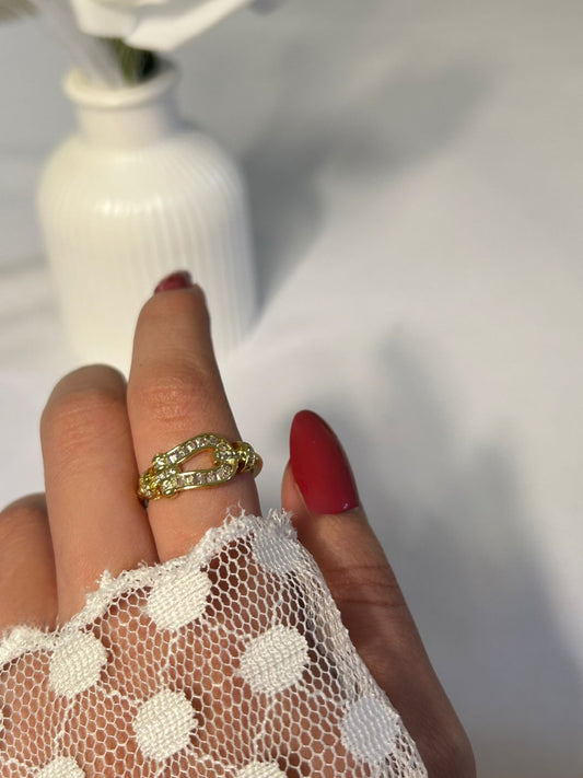 Royal Buckle Zircon Ring
