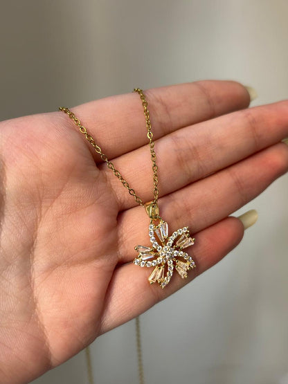 Radiant Zirconia Bloom