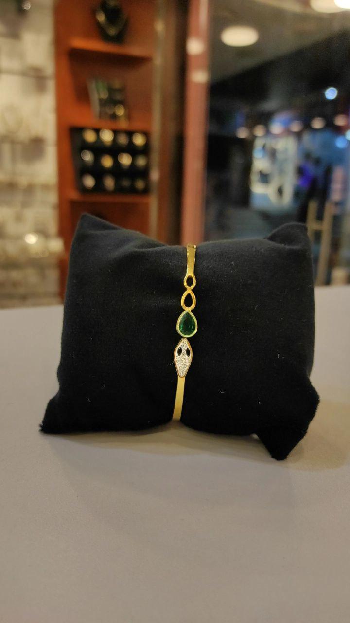 Elegant Serpent Bangle