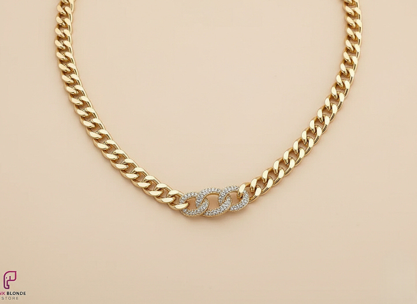 Bold Crystal Link Choker