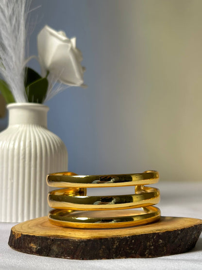 Triple Band Spiral Bangle