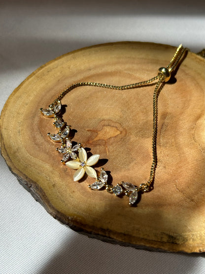 Golden Petal Crystal Vine