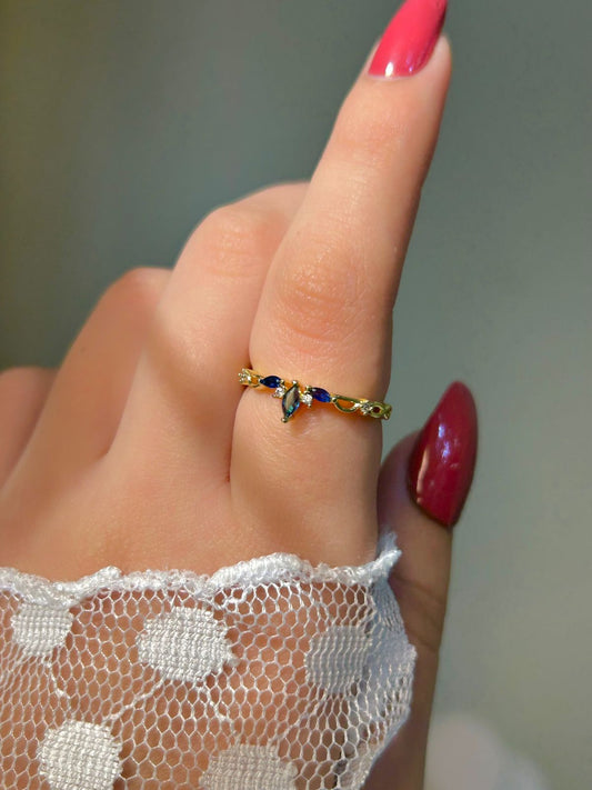 Royal Sapphire Marquise Ring