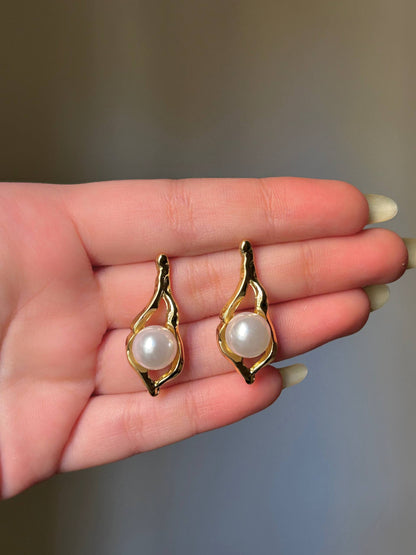 Elegant Pearl Nest Drops