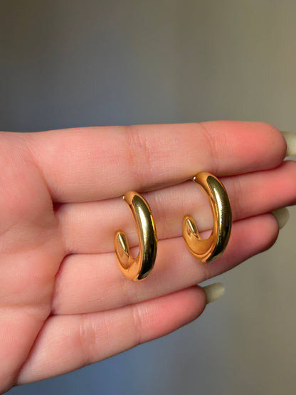 Bold Golden Crescent Hoops