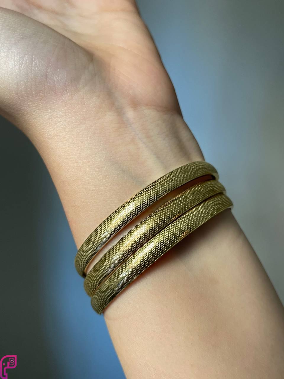 Golden Texture Bangle