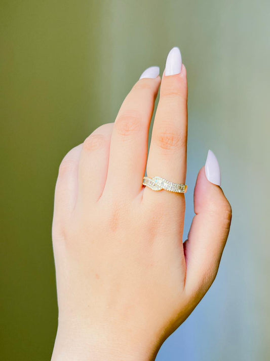 Golden Knot Ring