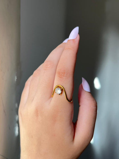 Wave Cubic Zirconia Ring