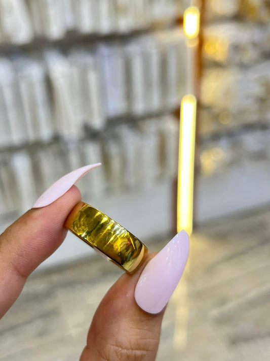 Classic Gold Wedding Band
