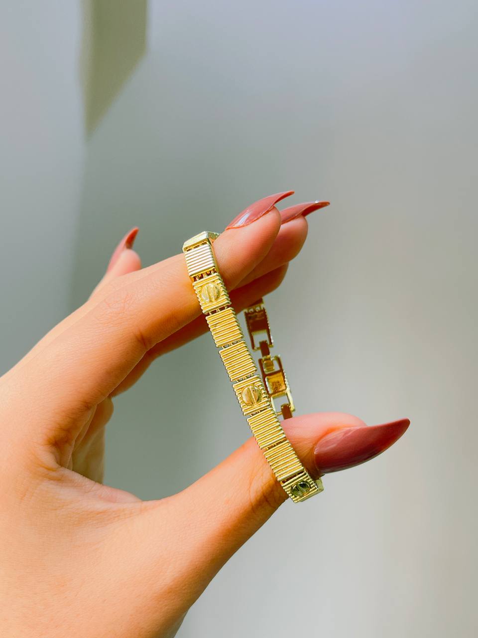 Golden Ribbed Link Bracelet