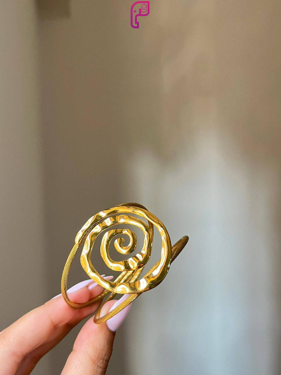 Moana Spiral Cuff