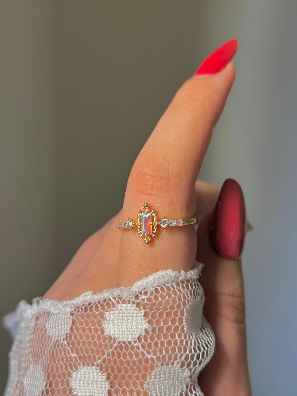 Vintage Zircon Glow Ring