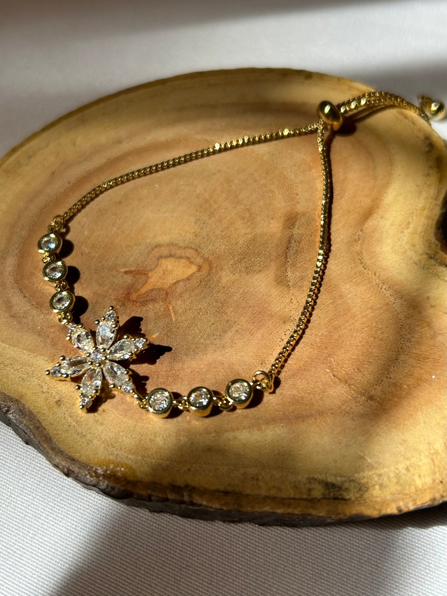 Sparkling Floral Bloom Bracelet