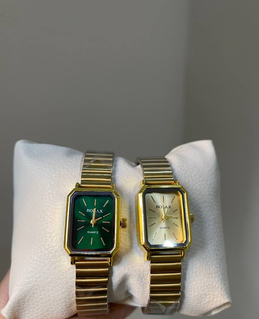 Modern Square Emerald Luxe