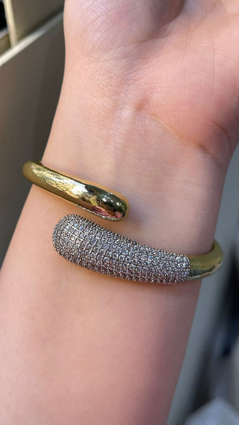 Crystal Teardrop Wrap Bangle