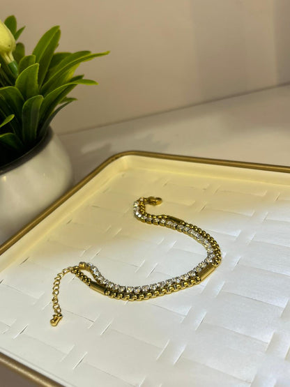 Golden Glimmer Bracelet